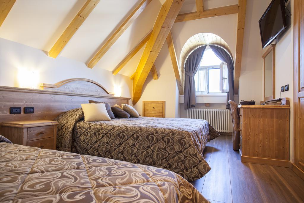 Hotel Vittoria Folgaria Dış mekan fotoğraf