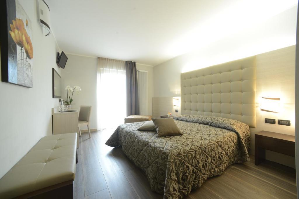 Hotel Vittoria Folgaria Oda fotoğraf